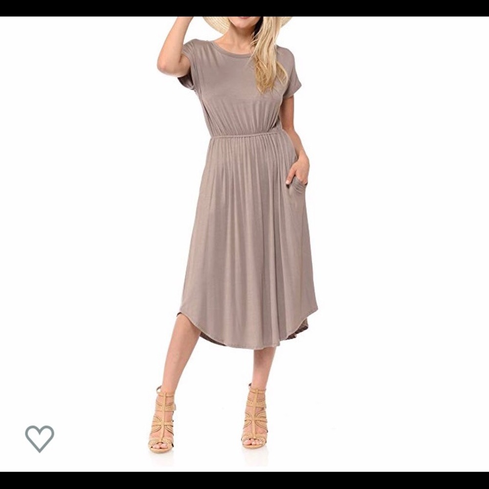 Iconic Luxe midi dress with pockets. Taupe XL nwot